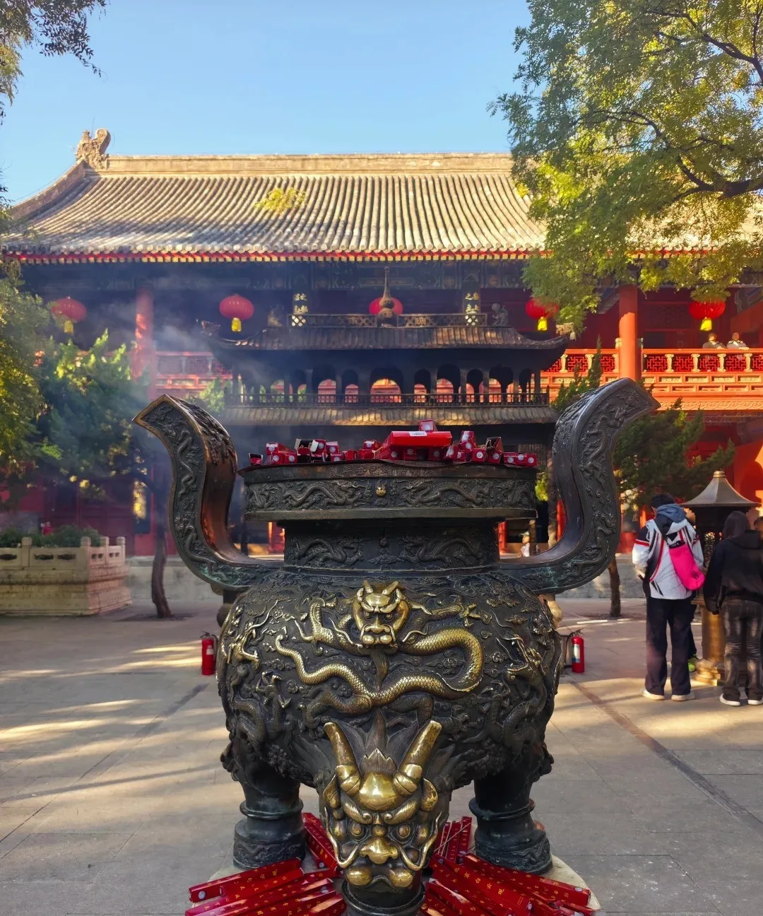 The hall of Qiu, where the master is buried