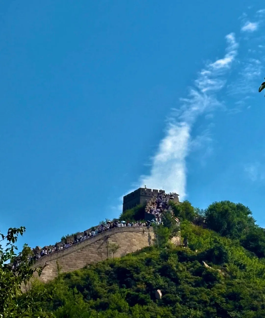 The wall and its beacon towers, wide enough for ten abreast.