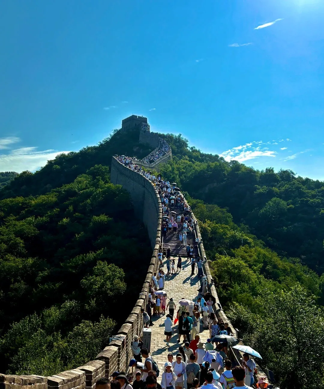 The Guan ravine: the same corridor used then and now.