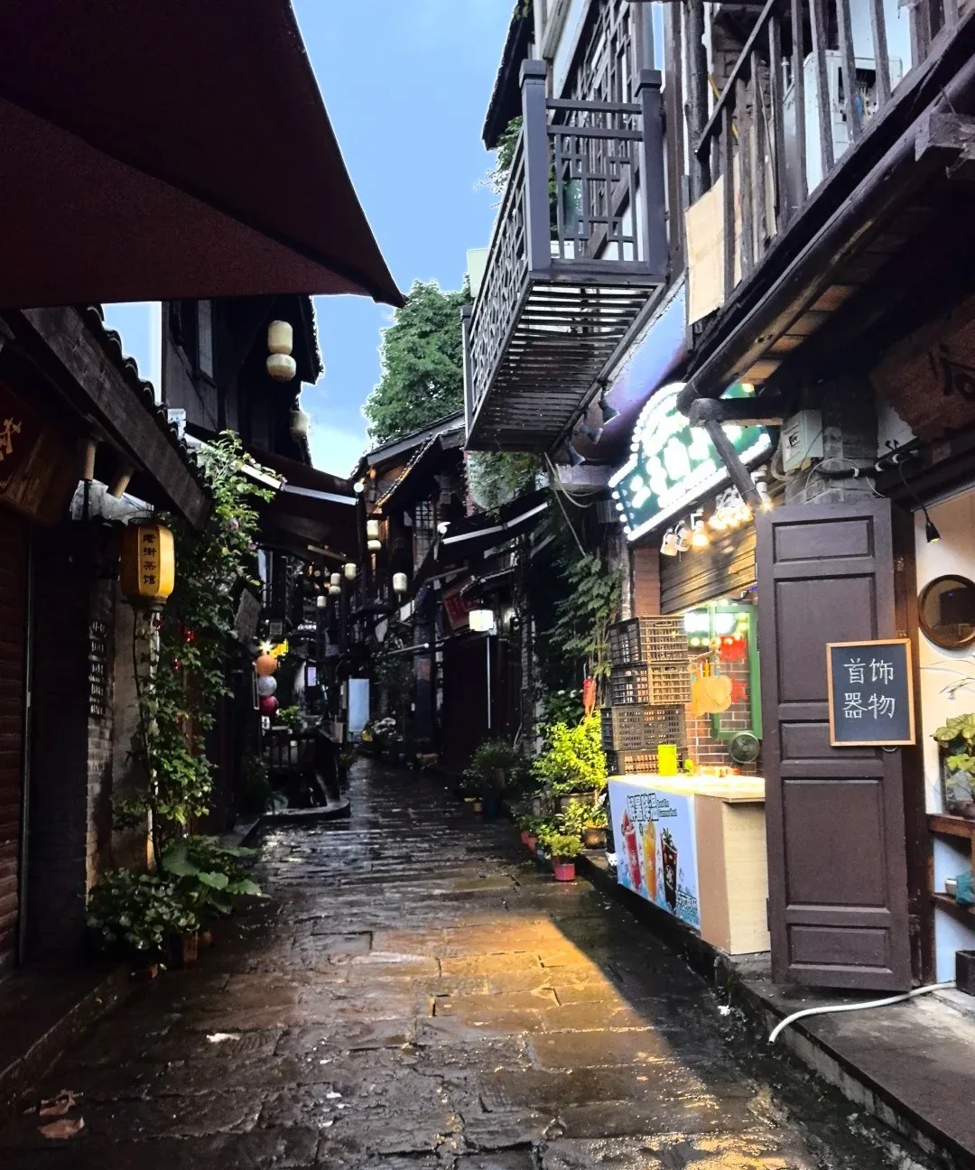 The side alleys off the main street, quieter and dotted with old courtyards.