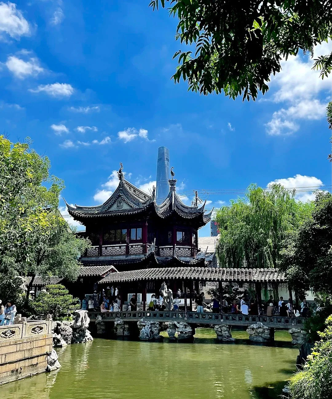 豫园：四百年前的私家园，落在南京东路后面