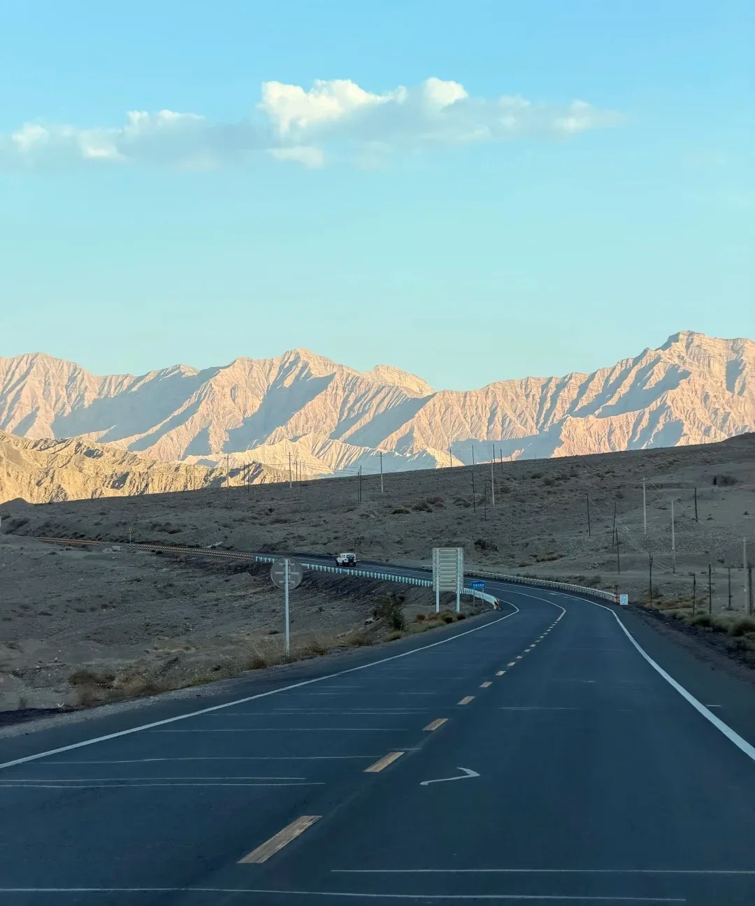 The canyon stretch along the road